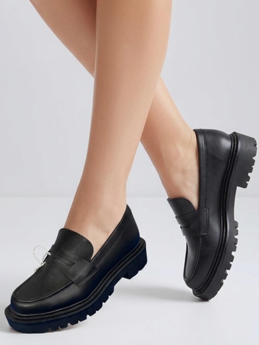NWT🤩 |•AMERICAN EAGLE•| Black Chunky Lug Sole Penny Loafer Size 8